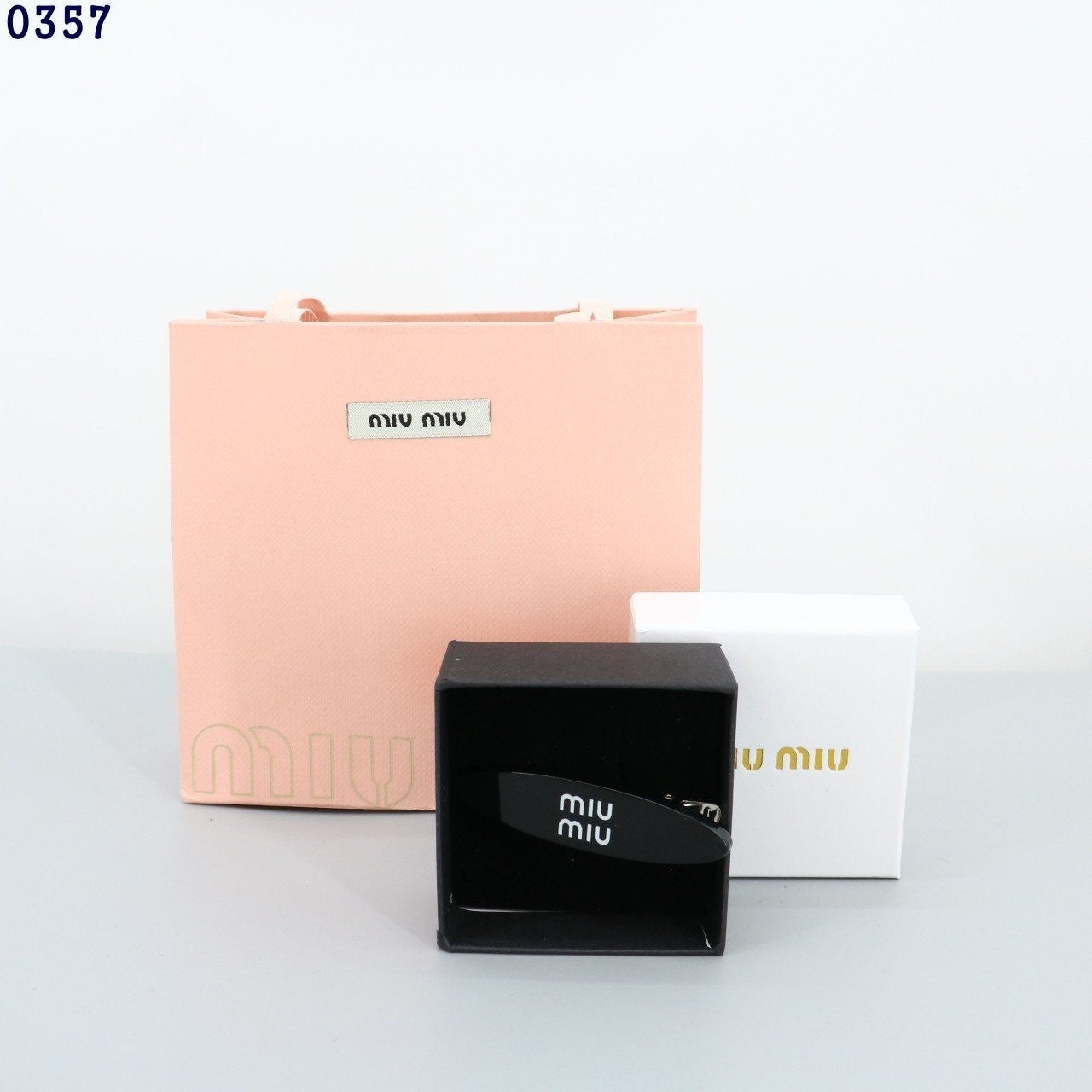 3_93bUd018svcbw6s6qgeonbe_413zjm.jpg