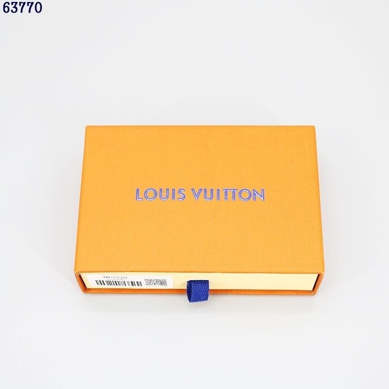 h_07hUd018svcfxn6od3x1rq5_413zjm.jpg