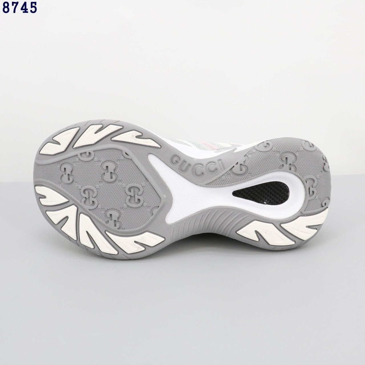 b_588Ud018svc58hzk2shkf9h_413zjm.jpg