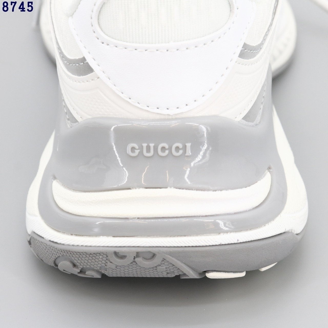 a_c88Ud018svc18n8z1cdjpx5d_413zjm.jpg