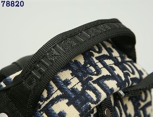 4_777Ud018svcm1ak5t0sxqjc_413zjm.jpg