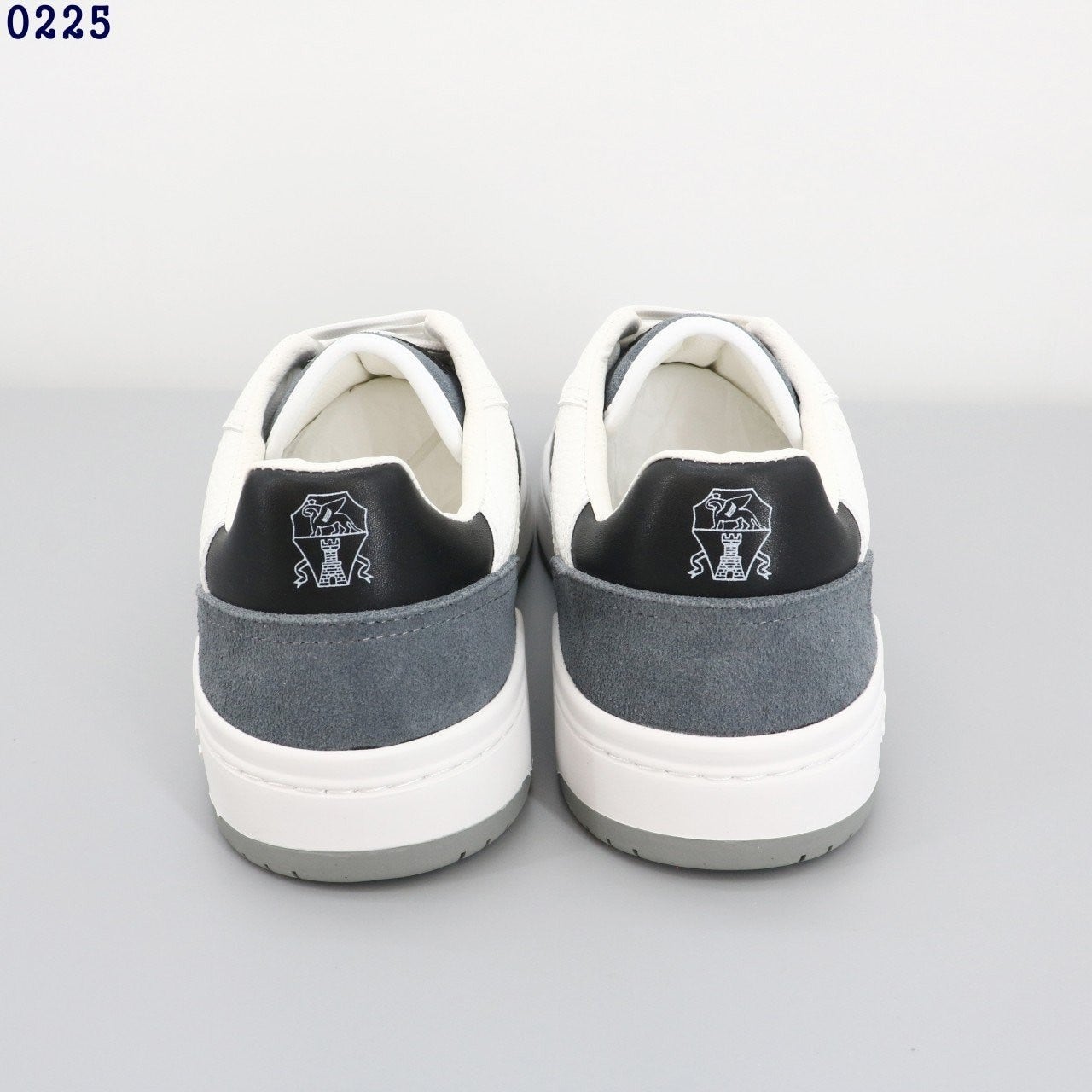 8_j8aUd018svc127q0ej2upxf3_413zjm.jpg