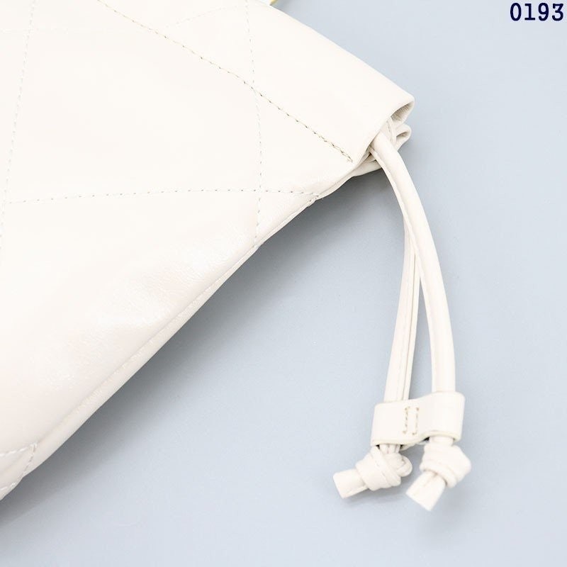 5_878Ud018svc3m9cn8o6bo8t_413zjm.jpg