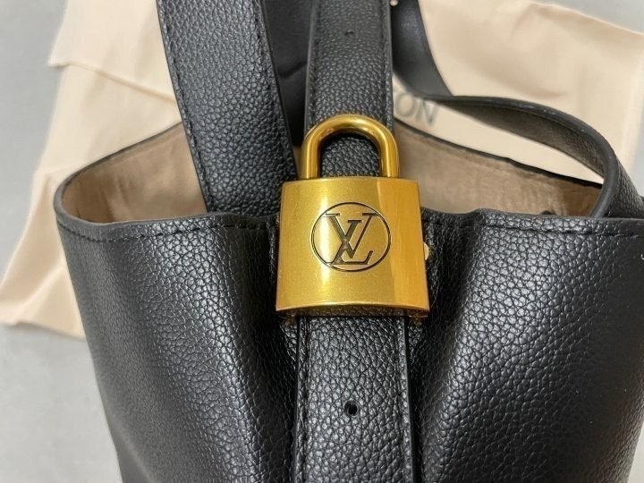 1_823Ud018svcl5hyoyf8cl66_413zjm.jpg