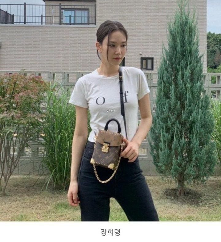 f_727Ud018svc1qq1xodnoc3ii_413zjm.jpg