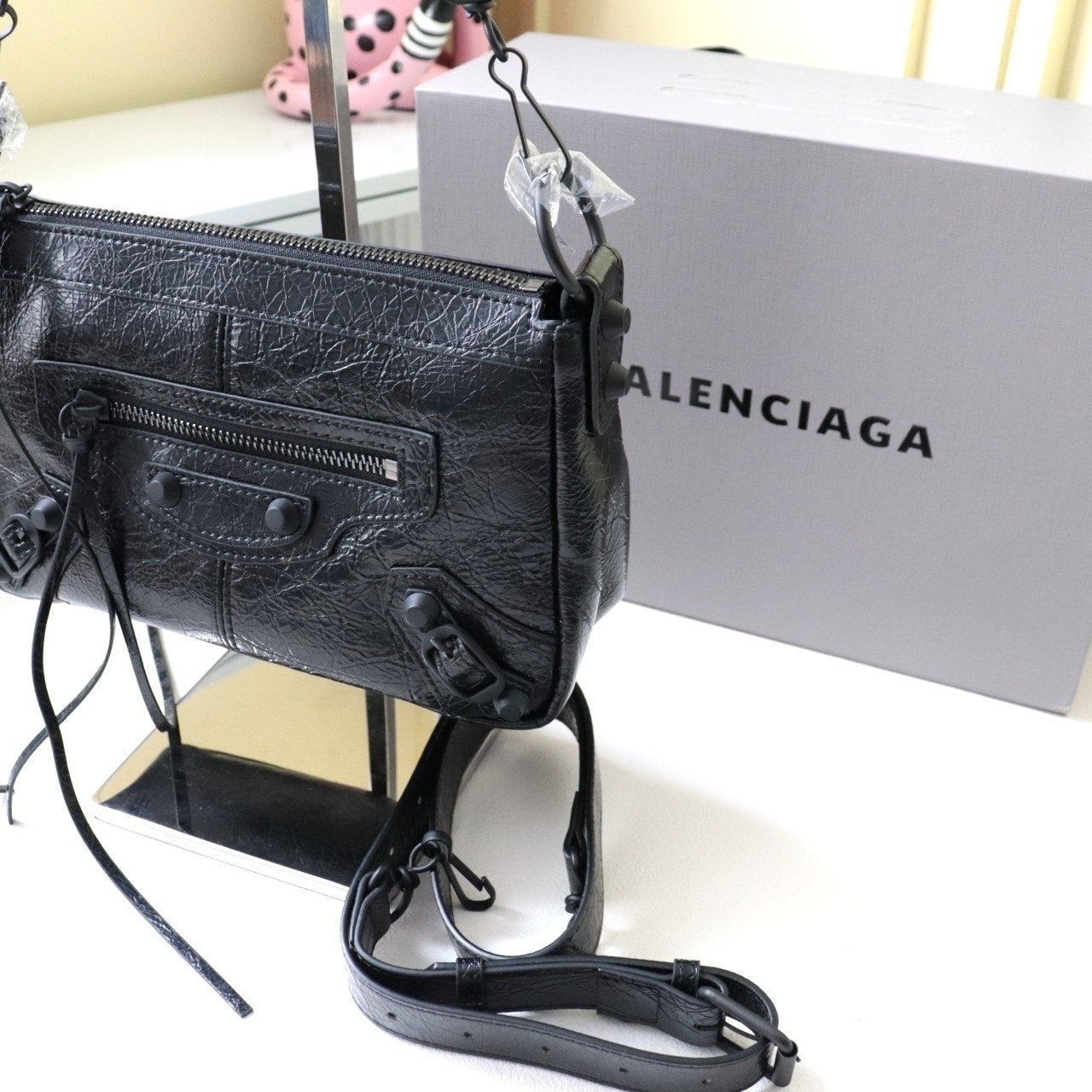 d_ec3Ud018svc5uhk9tgfz40t_uebtiq.jpg