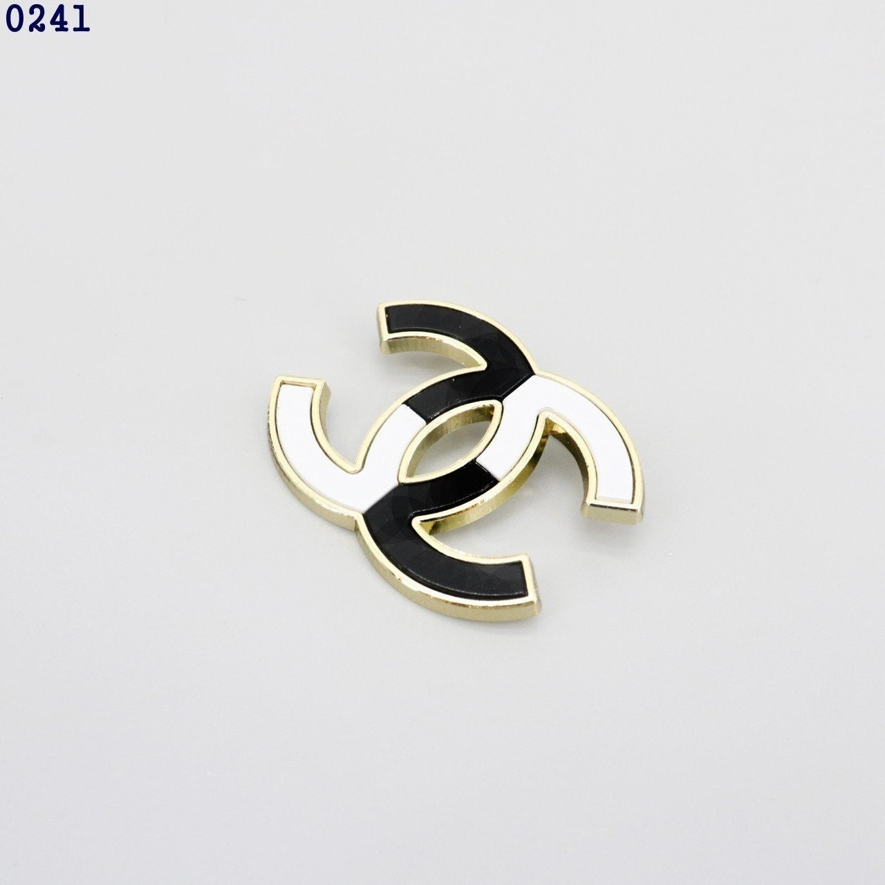 9_ba0Ud018svc1nxo2qul1mv30_413zjm.jpg