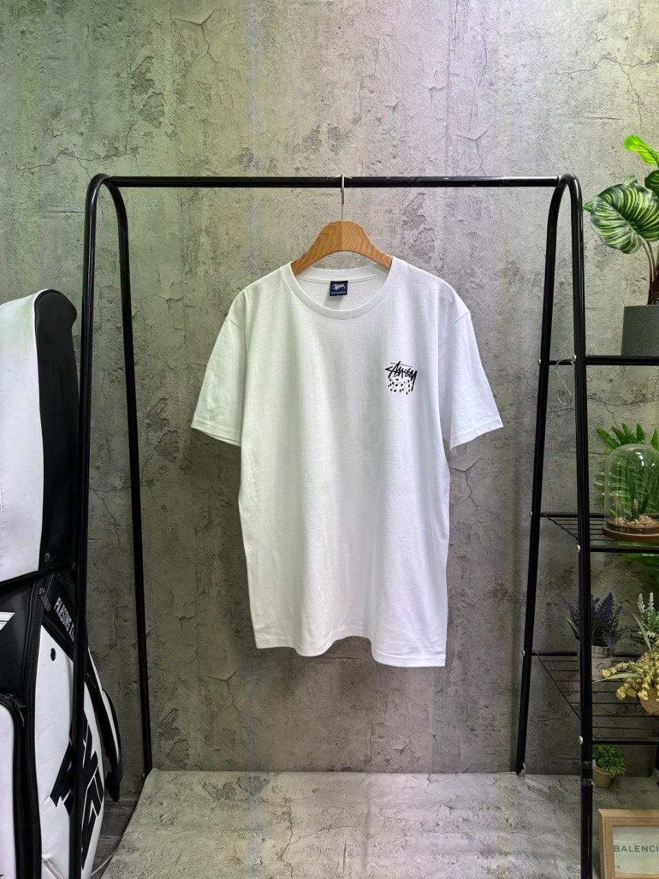 j_098Ud018svcinu4huu2v2xl_uebtiq.jpg