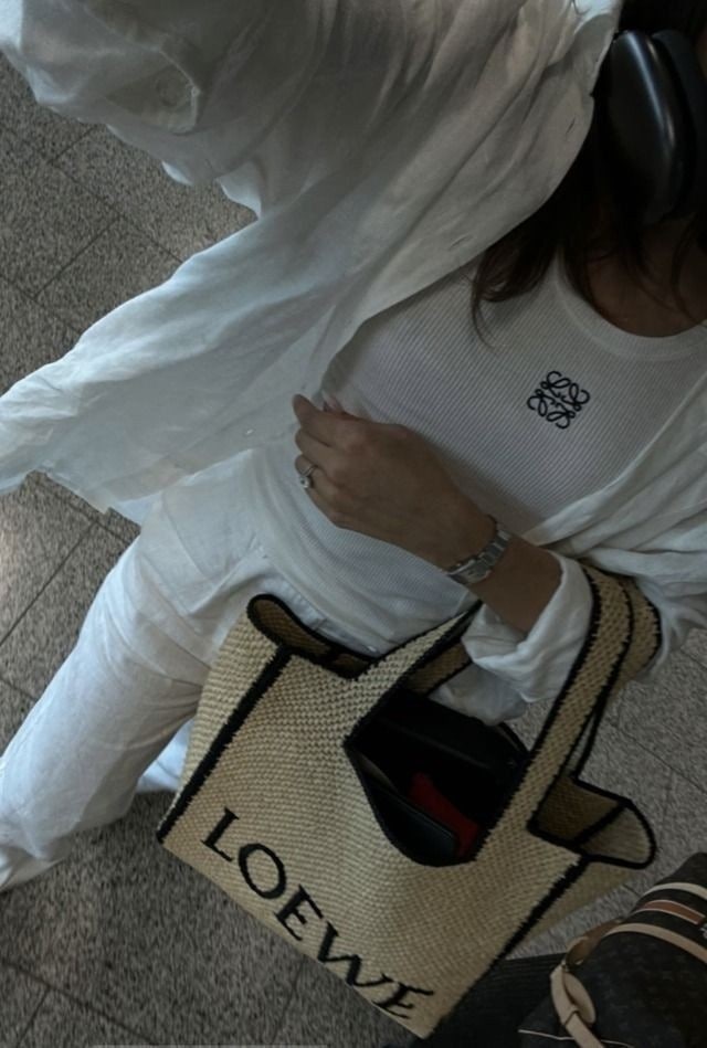 i_acjUd018svc1cpurtimqpwcc_a7ff1p.jpg