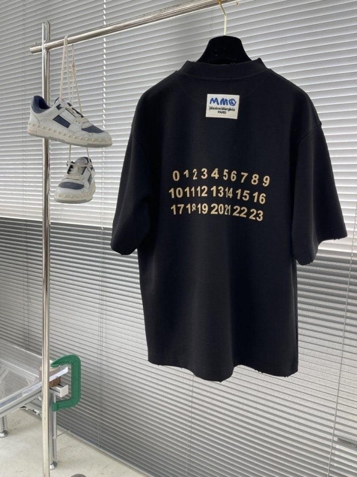 3_gchUd018svcmfdyqjse0fd1_a7ff1p.jpg