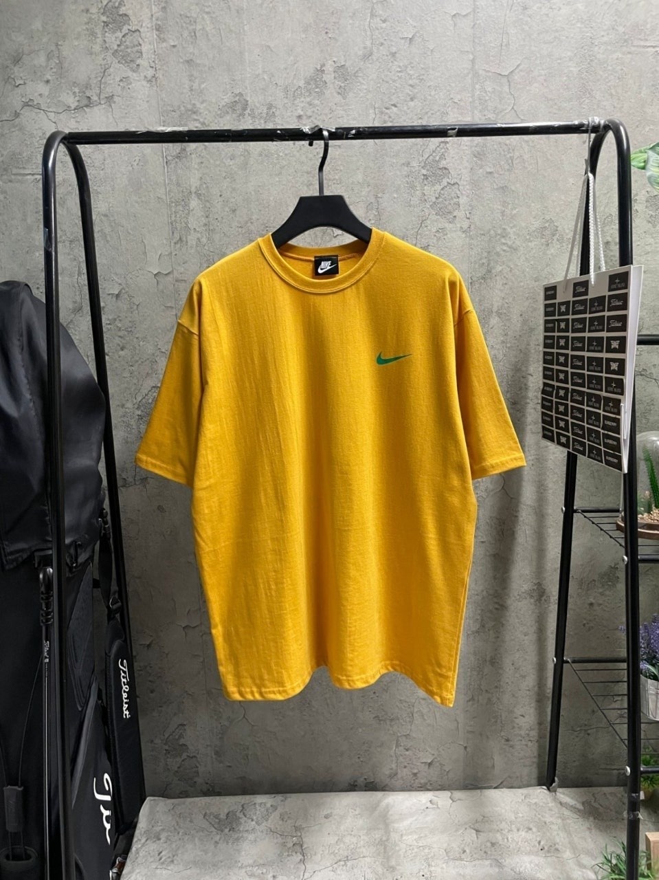 j_89eUd018svc1kzg9226yg2mt_uebtiq.jpg