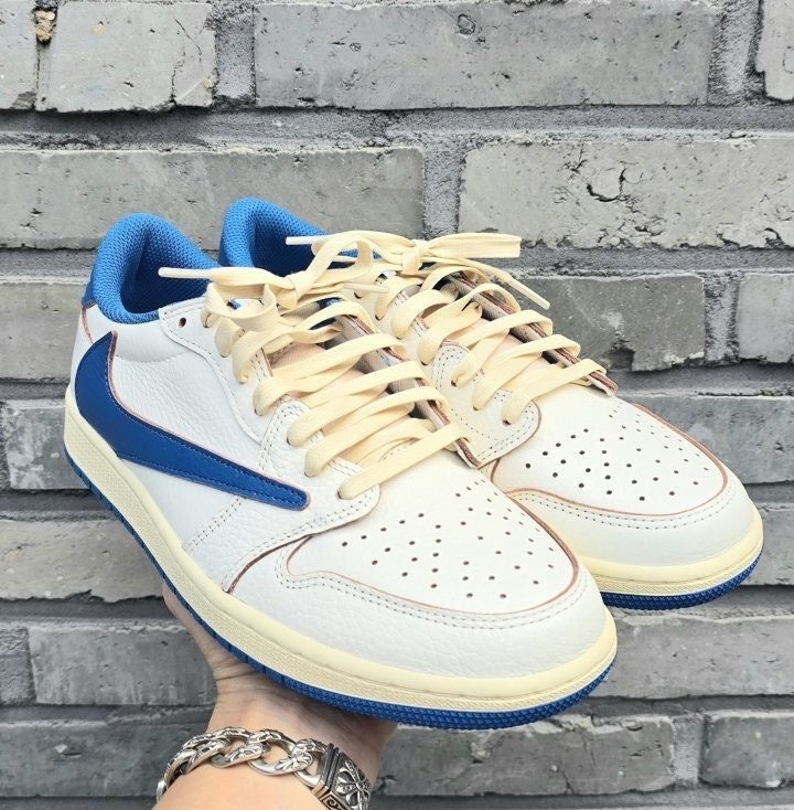 g_022Ud018svc12ybalfkyvc97_413zjm.jpg