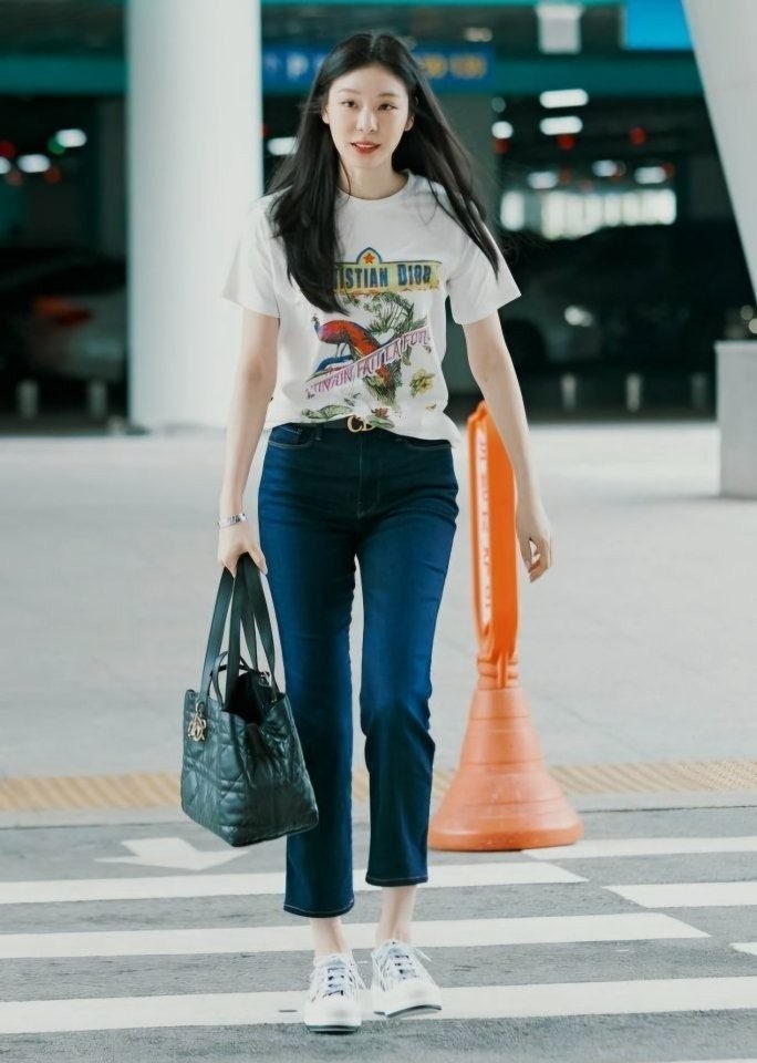 i_328Ud018svc1iwfj4r3tloaw_413zjm.jpg