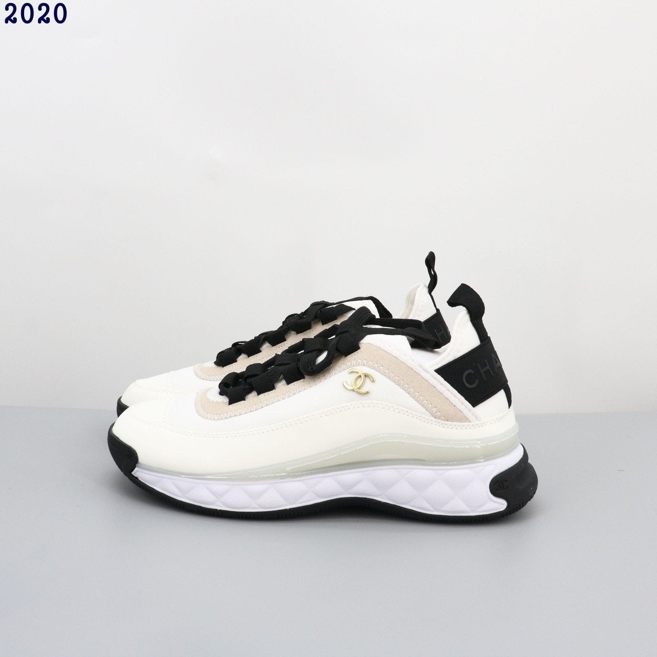 g_28fUd018svc1s5s6py5hu3nd_413zjm.jpg