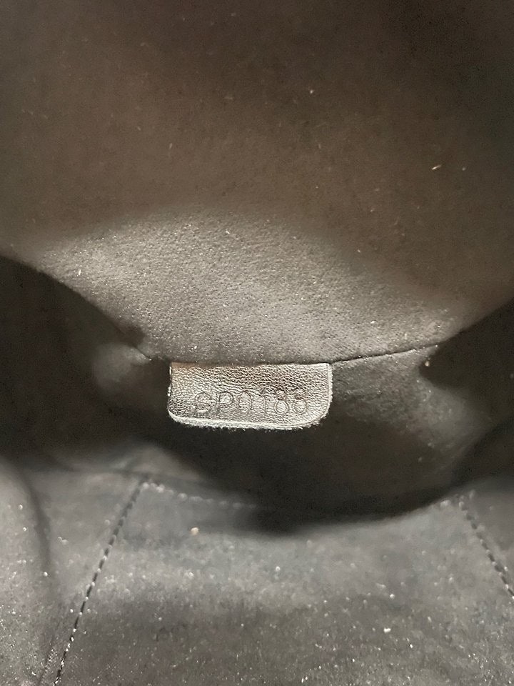 0_5g3Ud018svc12bbpdi0gp3ei_413zjm.jpg