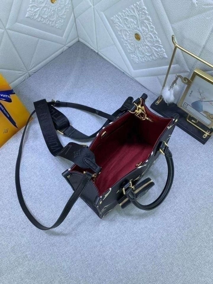 1_8f2Ud018svccggyrsqcz5yf_413zjm.jpg