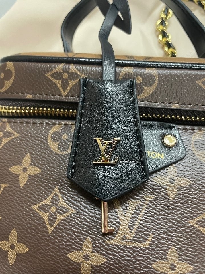 0_8g3Ud018svc1kz1wxtj8rb8l_413zjm.jpg