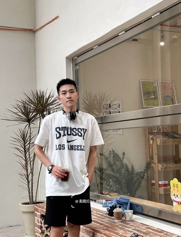 e_fg1Ud018svcp039zsz52c3y_4144s3.jpg