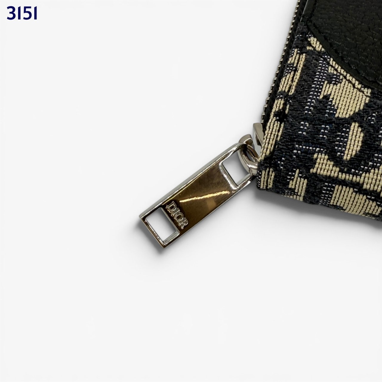 a_e58Ud018svc16m9di5tkjbnp_fuyhkf.png