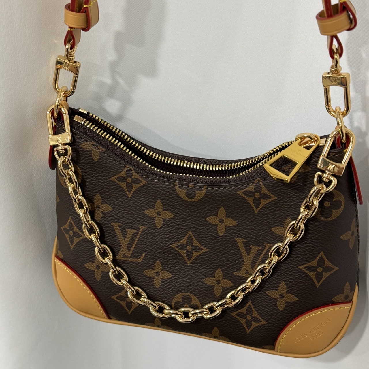 e_h5aUd018svc1a89jqqok29iw_spnna3.jpg