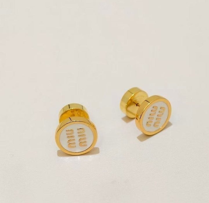 f_895Ud018svcczwpqu3o43ec_413zjm.jpg