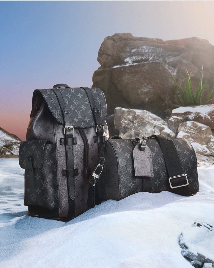 d_e4hUd018svc43ktz3x6b3ca_413zjm.jpg