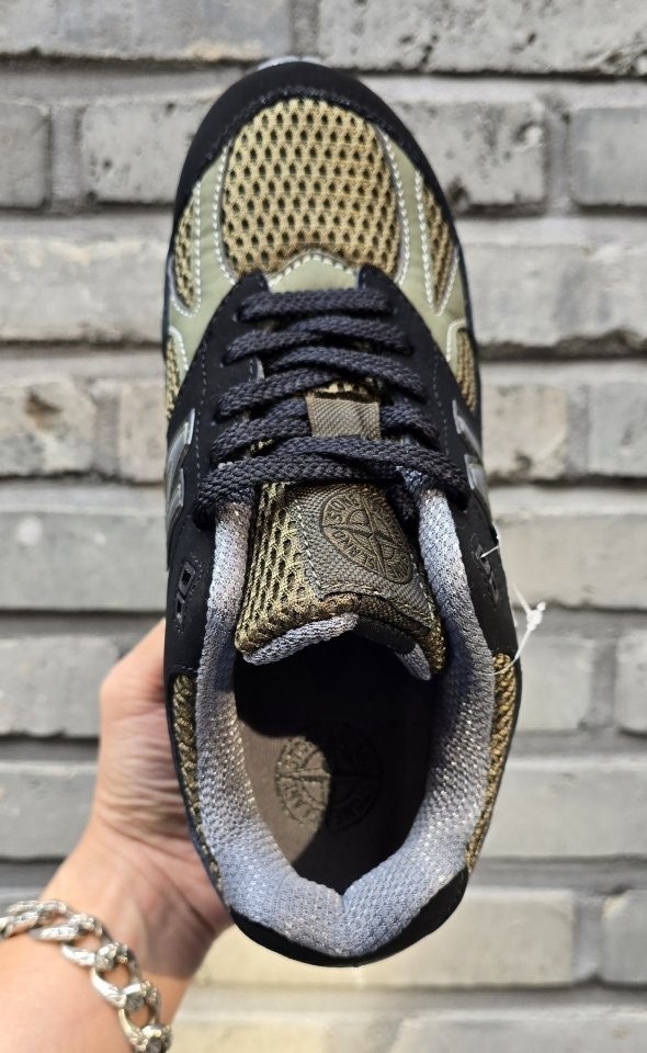 2_j17Ud018svc1bl5xtgz4mlxn_413zjm.jpg