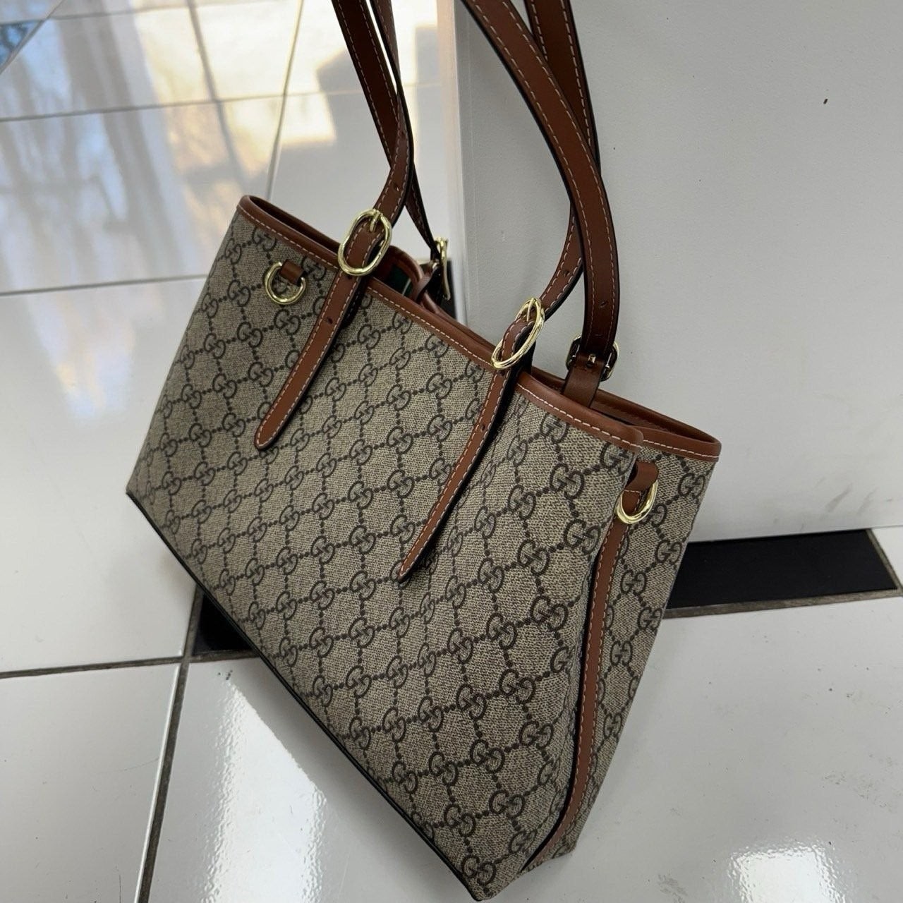h_32aUd018svcstaiof3hh2zc_413zjm.jpg