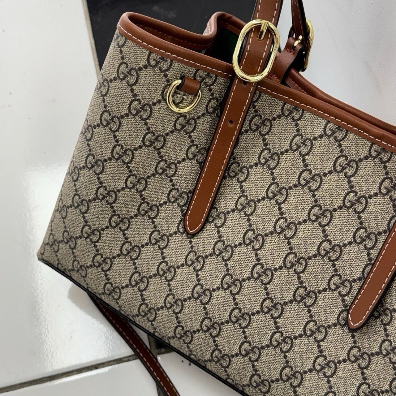 h_62aUd018svc34xfkmv8miba_413zjm.jpg