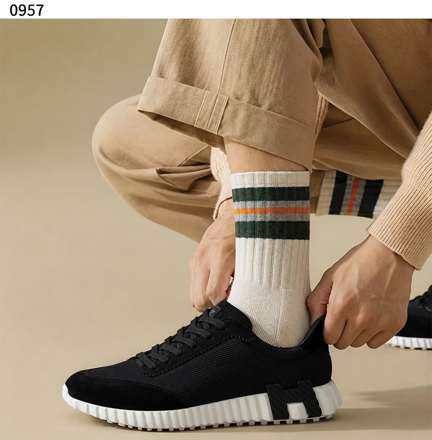 j_68eUd018svcwwodsi7oboy_evzsoc.jpg