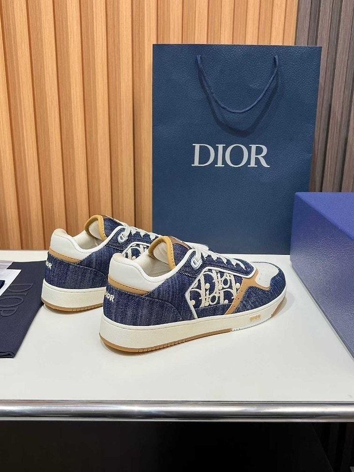 b_hdaUd018svc1b0c4zuhbmwb5_413zjm.jpg