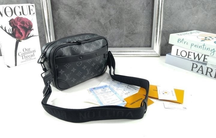 j_g7aUd018svc1m2igesz2vey1_413zjm.jpg