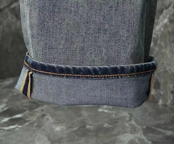 4_e53Ud018svc17azktmfsg3ki_4144s3.jpg