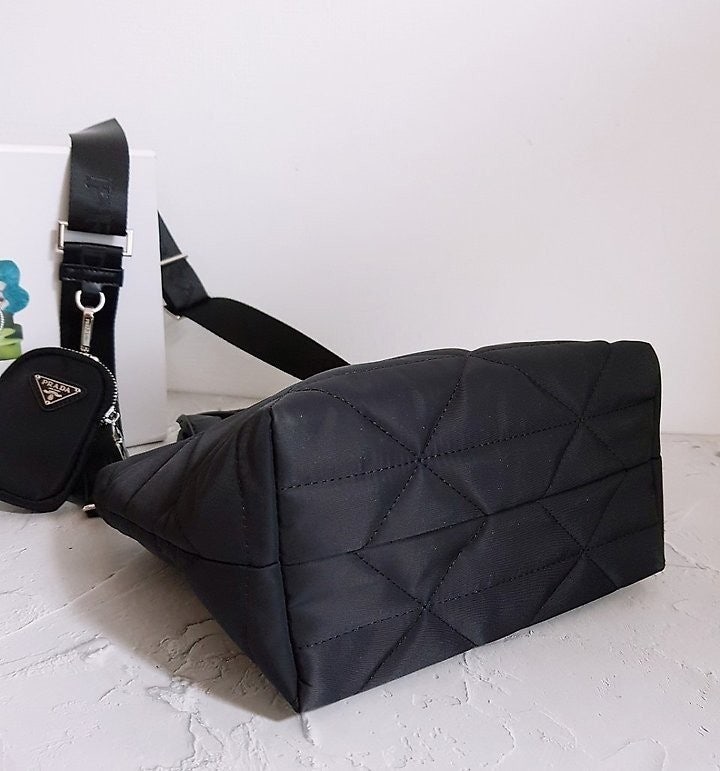 g_224Ud018svc1l51kammd5tnf_413zjm.jpg