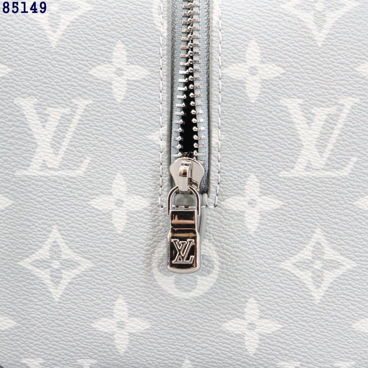 j_6dbUd018svc1ep566mlmz9er_413zjm.jpg