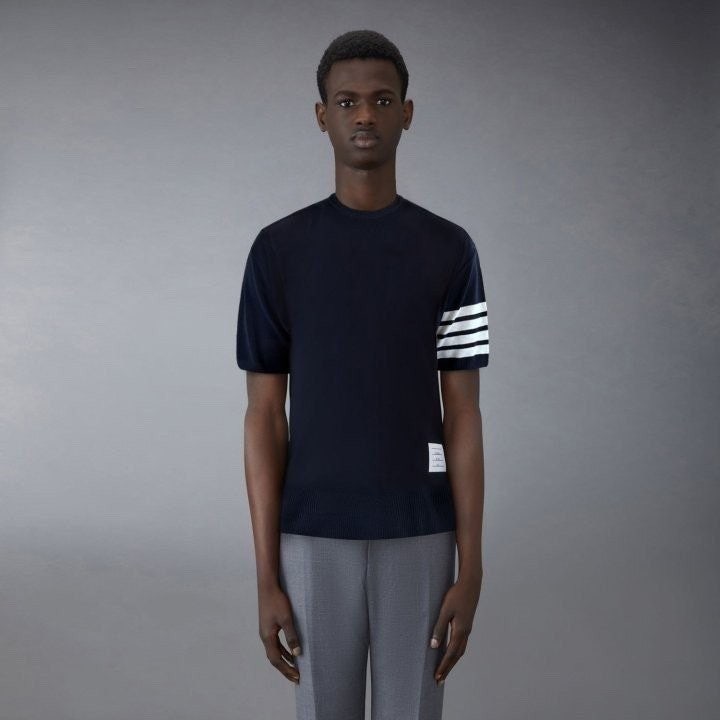 0_7f0Ud018svc1uv3pv8elrvnj_4144s3.jpg