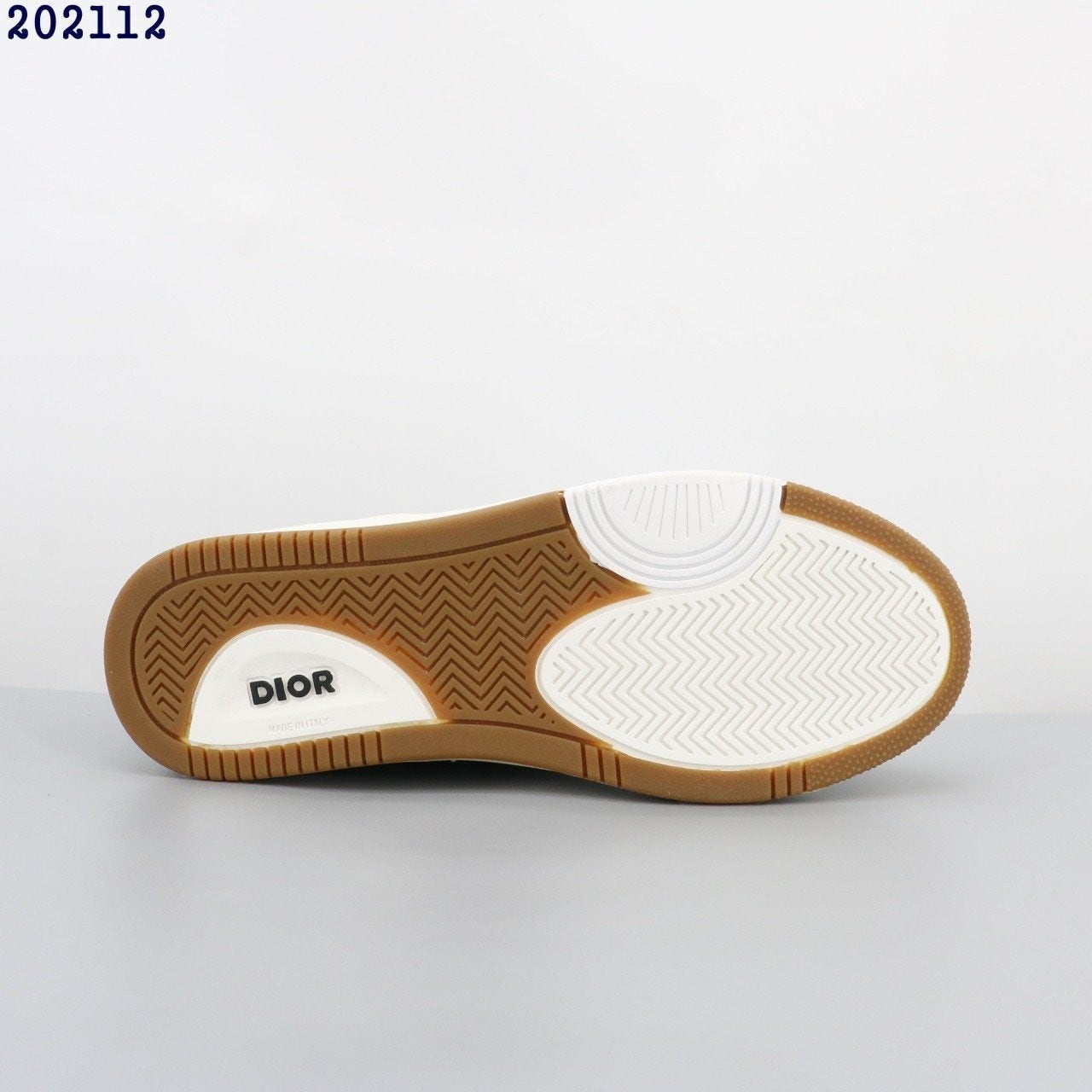 g_9c5Ud018svc1nnew8aeo3nn3_413zjm.jpg