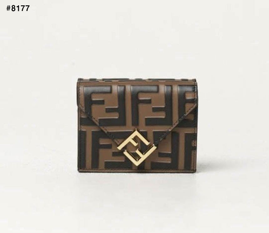0_g24Ud018svcltafq6rlp5wb_413zjm.jpg