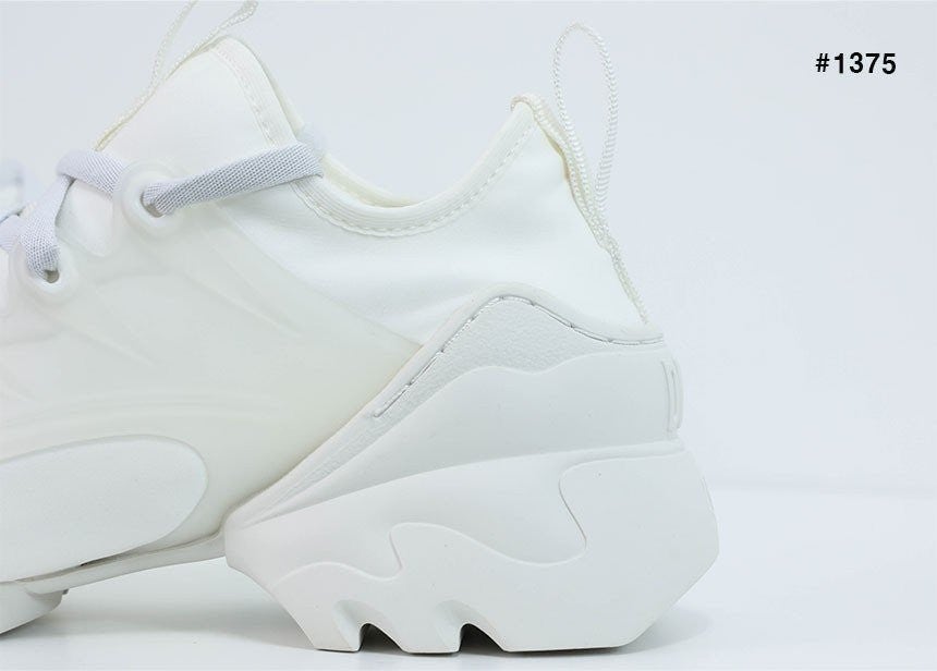 6_61gUd018svc16xpe0jnca5oc_413zjm.jpg