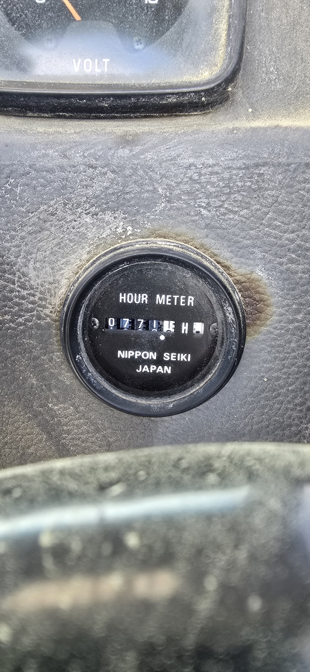 레저선 2.45톤 선외기 175마력 판매합니다.
