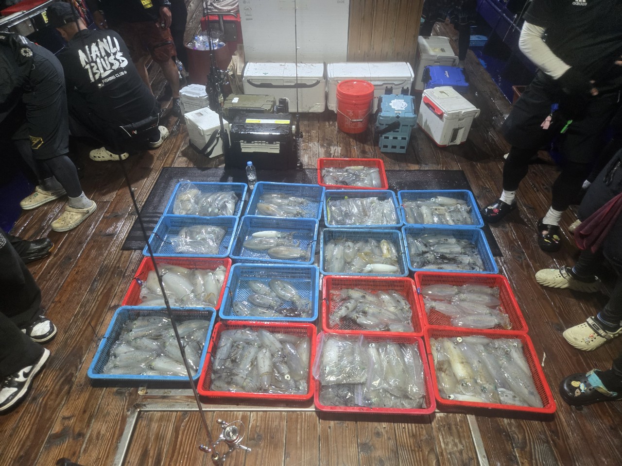 9월 13일 무늬오징어 선상낚시 조황 현장 사진 23