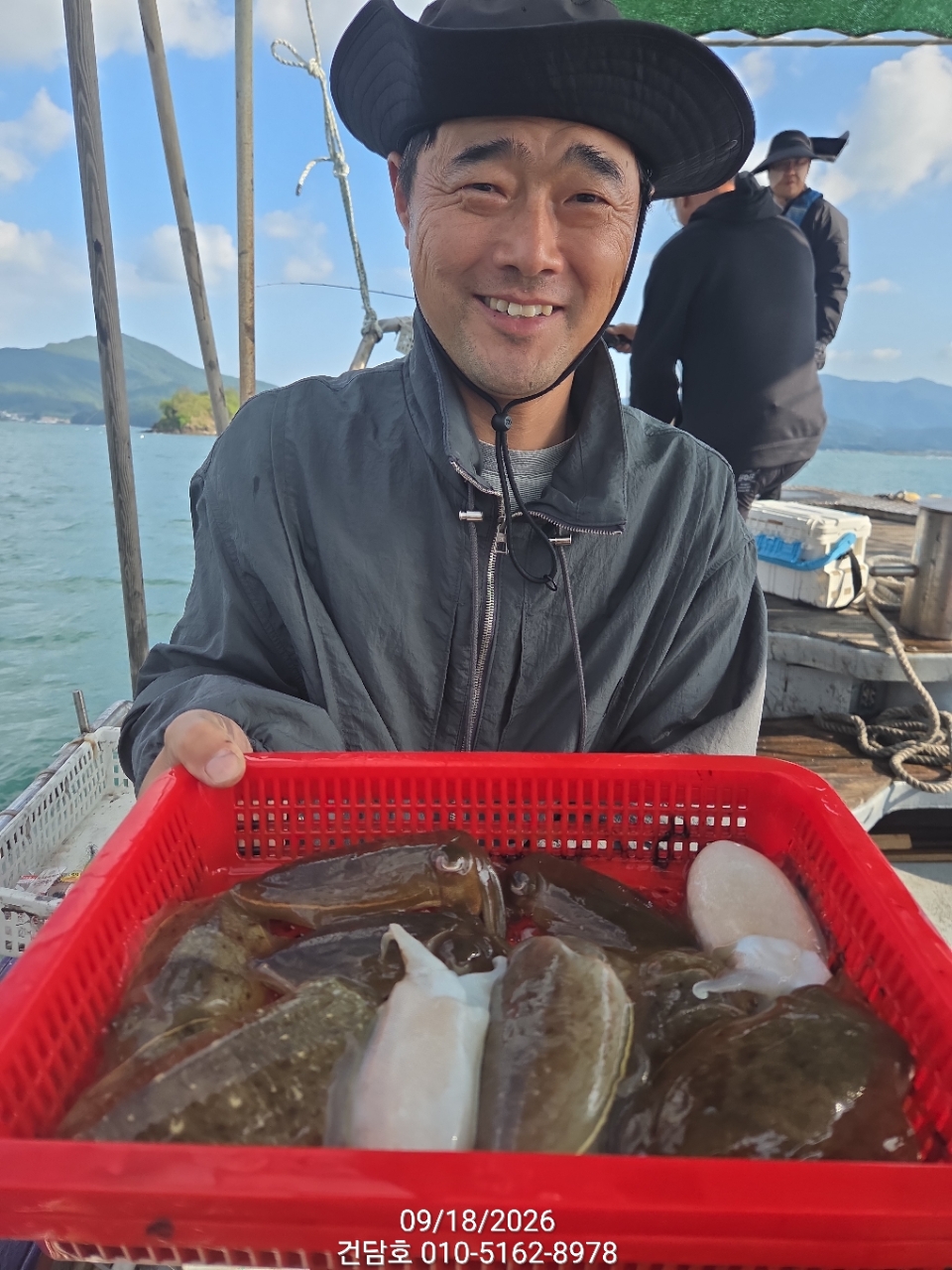 9월 18일 삼천포 갑오징어 선상낚시 조황 현장 사진 16