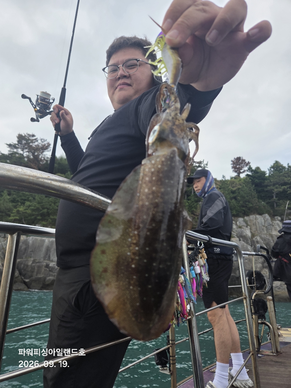 9월 19일 통영 무늬오징어 선상낚시 조황 현장 사진 3